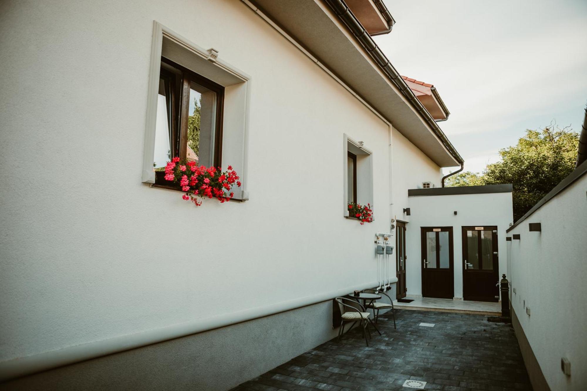 Apartmán Arini White House Sibiu Exteriér fotografie